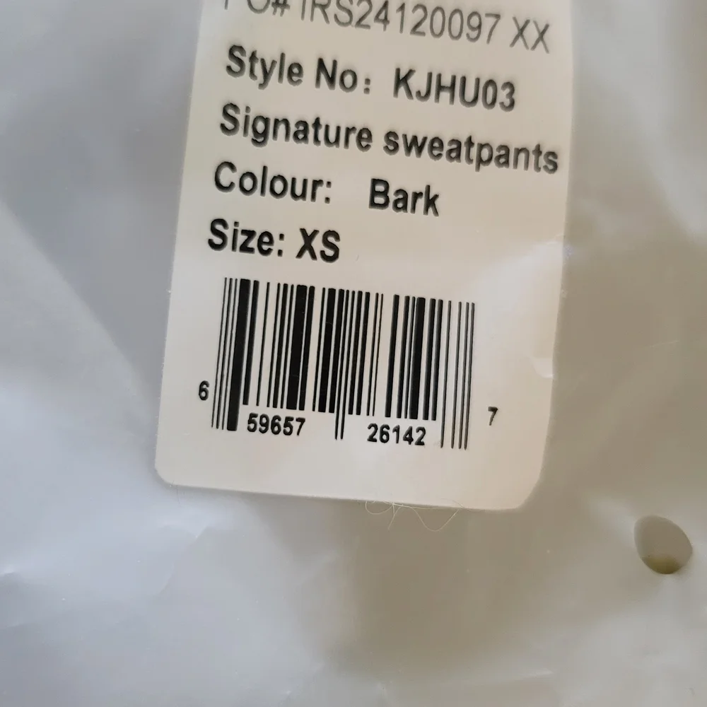 COMFRT HOODIE & SWEATPANTS SET IN BARK XS - Picture 6 of 15